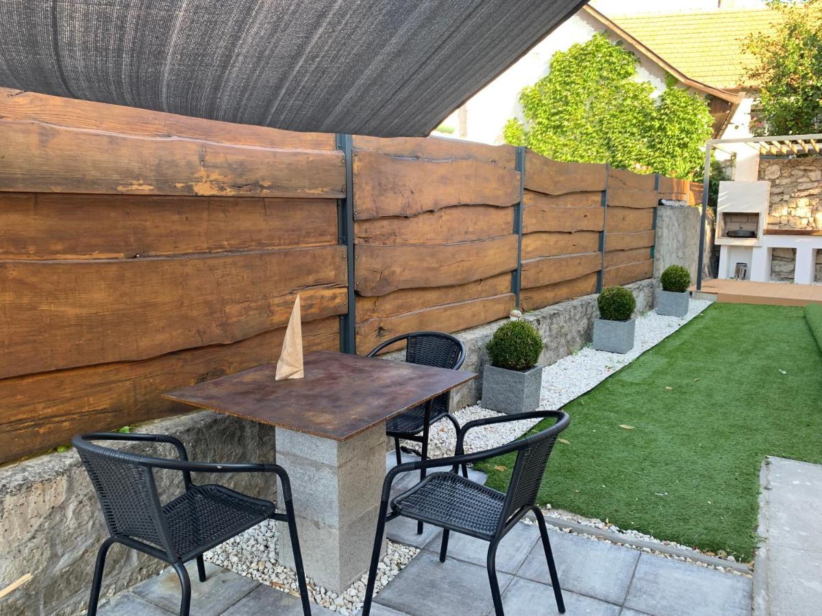 Loft Piheno Es Wellness Haz Villa Balatonfured Exterior photo